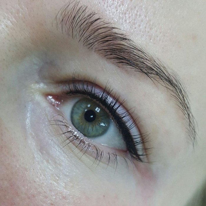 Татуаж век стрелки межресничка