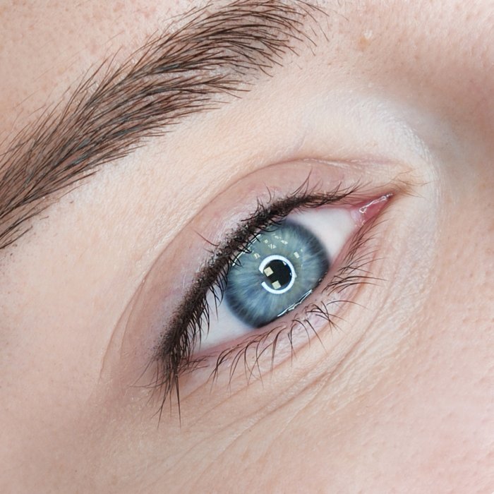 Прокрашивание межресничного пространства татуаж