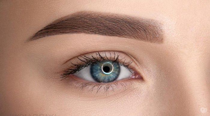 Пудровое напыление бровей реклама