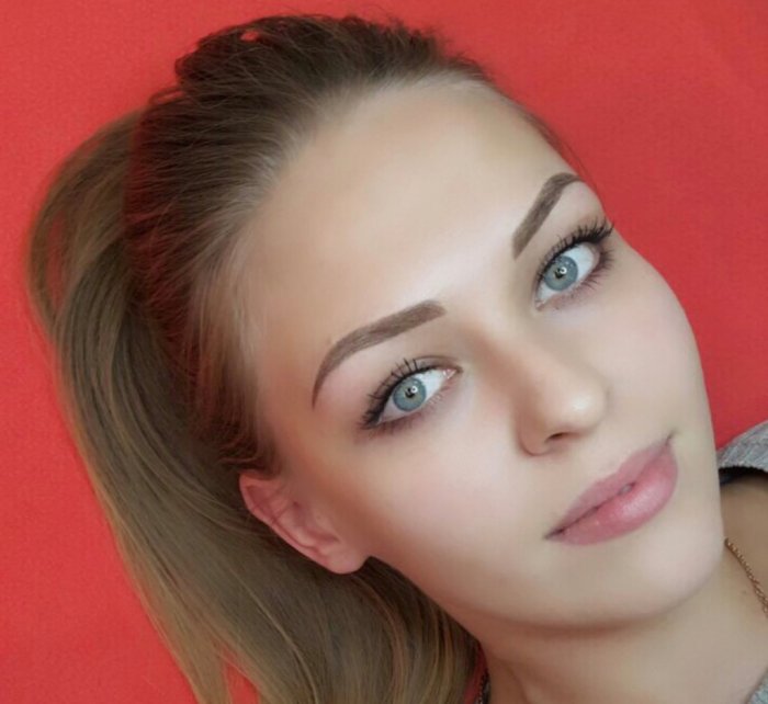 Красивая форма бровей