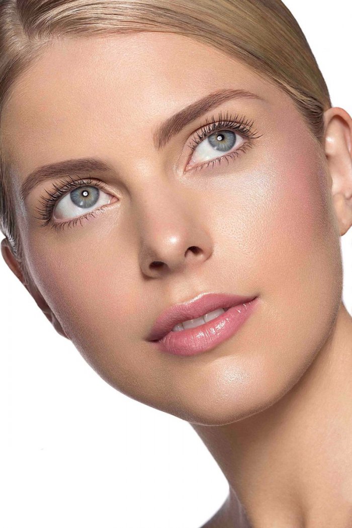 Окрашивание бровей блондинкам