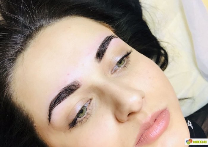 Напыление бровей для брюнеток