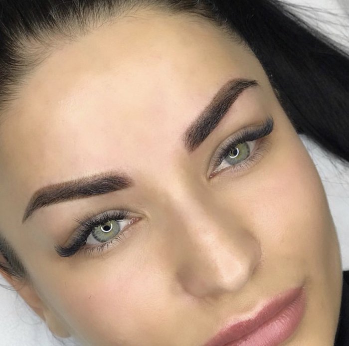 Перманент бровей