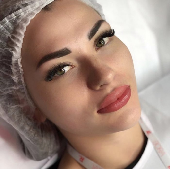 Татуаж бровей и губ