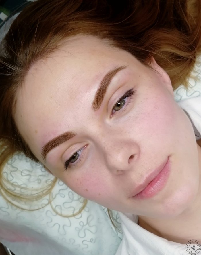 Испортили брови рыжие тонкие