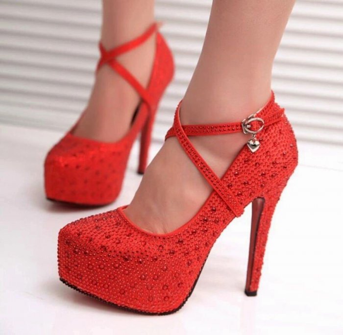 Выпускники последний звонок в школе форма одежды