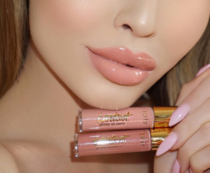 Помада для губ нюд