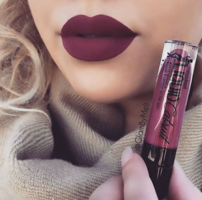 Сливовая матовая помада