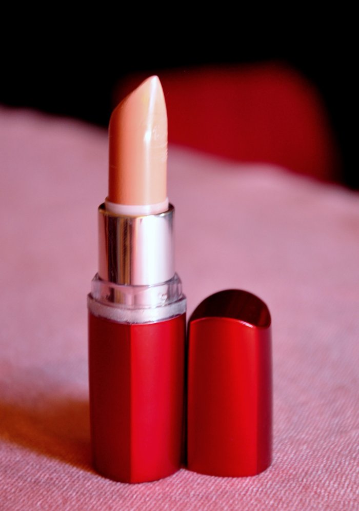 Помада Maybelline hydra extreme