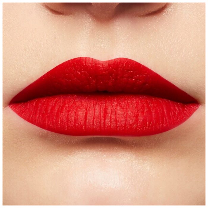 Помада мейбелин 379