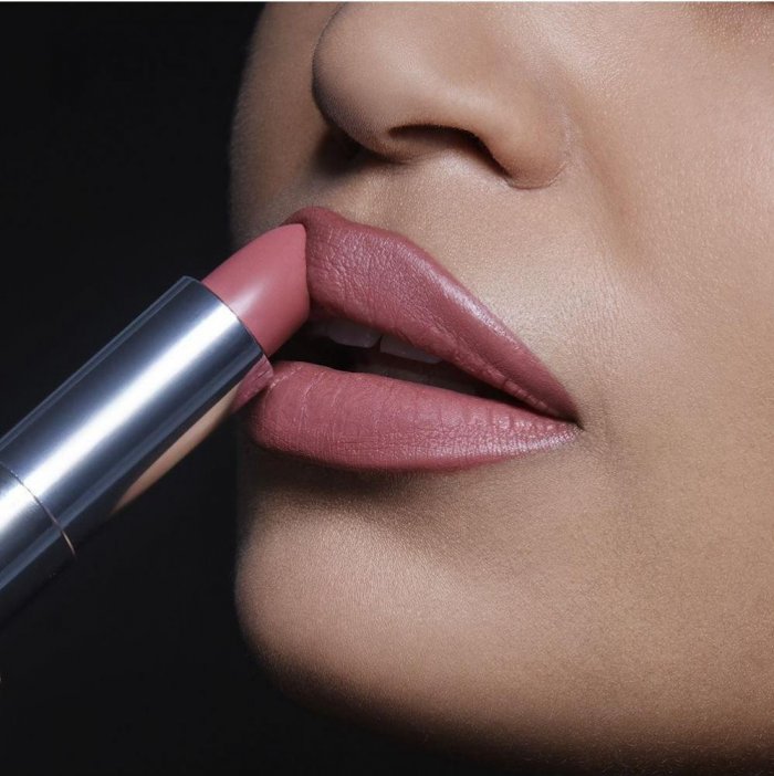 Maybelline Color Sensational карандаш для губ