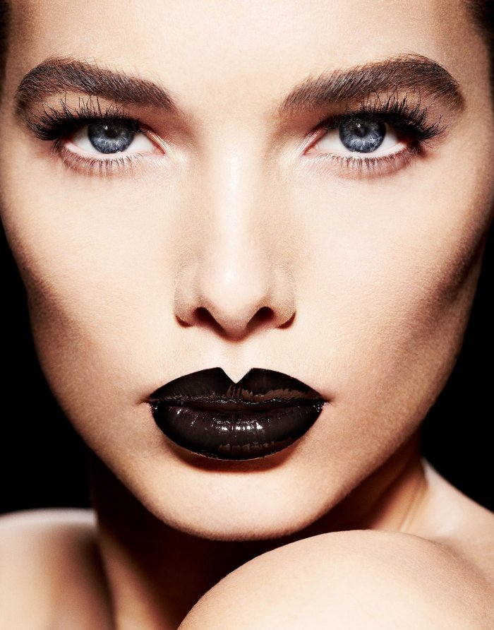 Макияж с темными губами