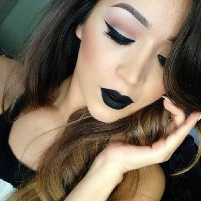 Минетчицы с черной помадой