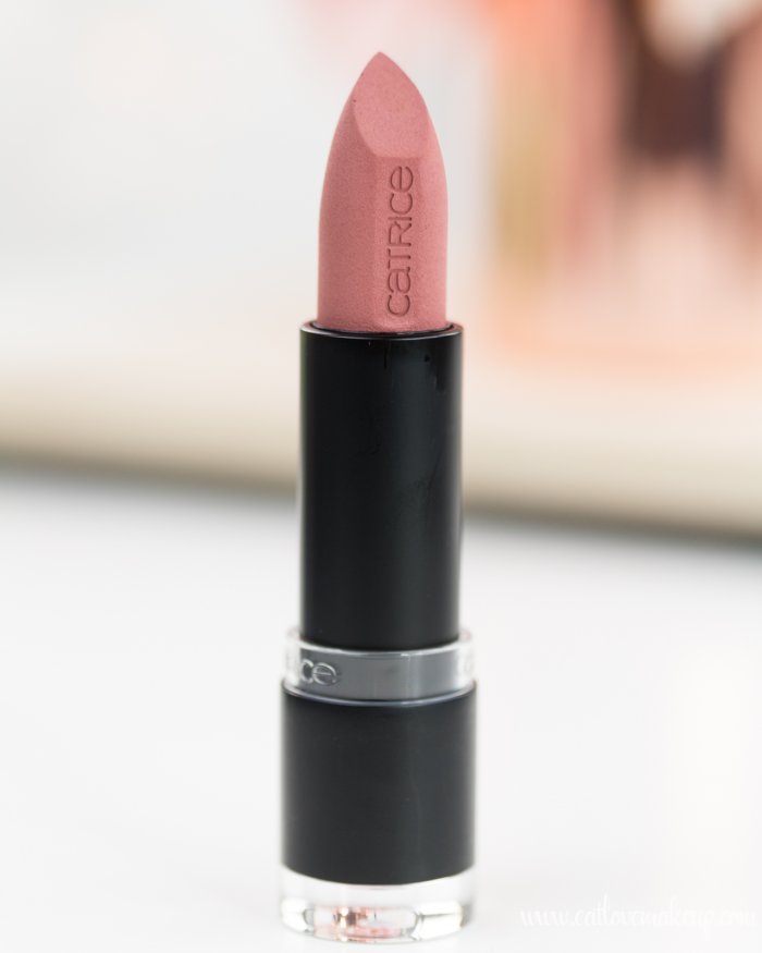 Помада Catrice Ultimate
