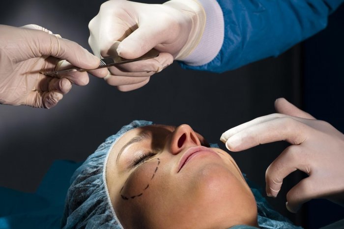 Терапевтическая и хирургическая косметология