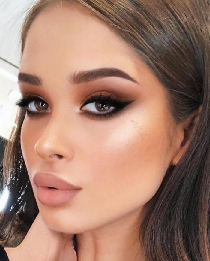 Топовый макияж глаз