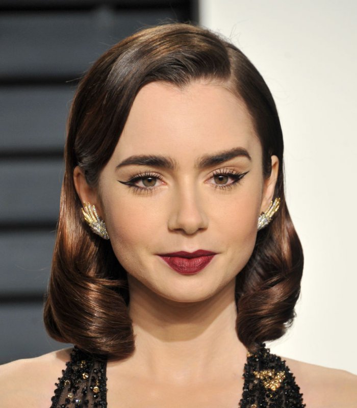 Макияж для блондинок с голубыми глазами и светлой кожей