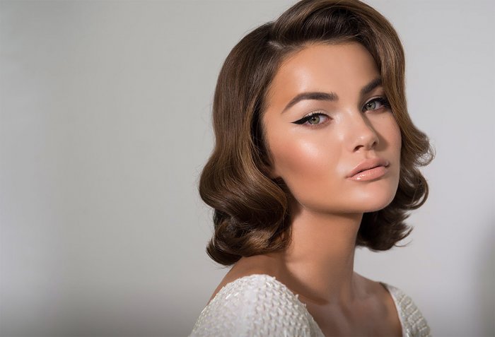 Персиковый макияж для зеленых глаз