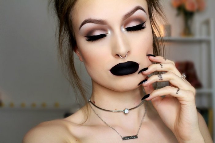 Неформальный макияж
