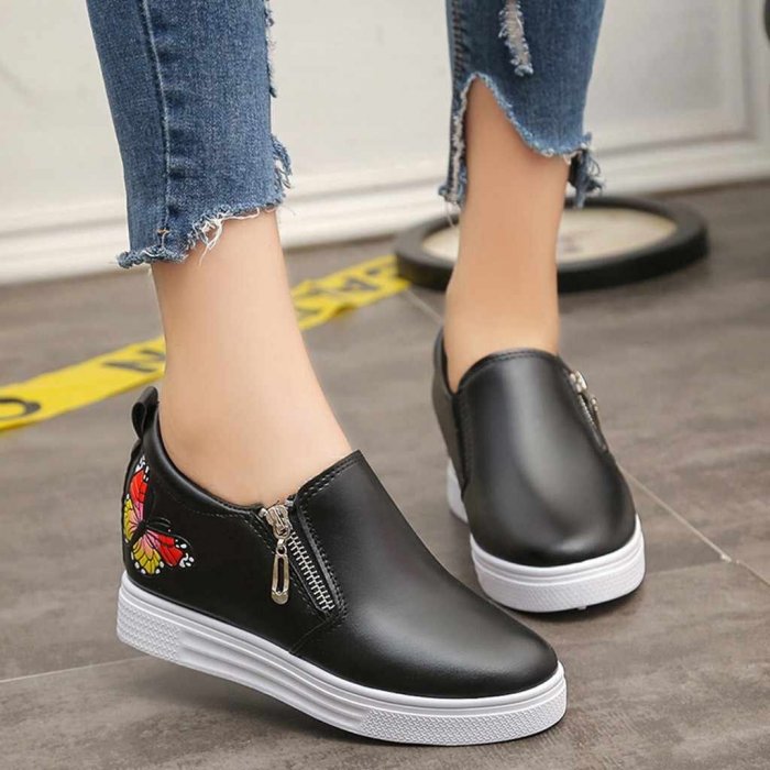 Удобная спортивная обувь