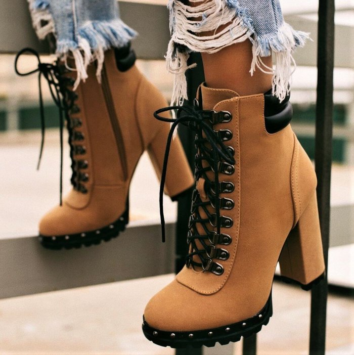 Ботильоны на шнуровке 2020