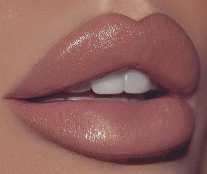 ПМ губ цвета