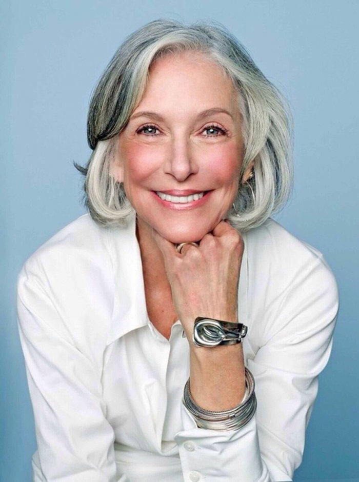 Как делать макияж для начинающих для женщин 50 лет