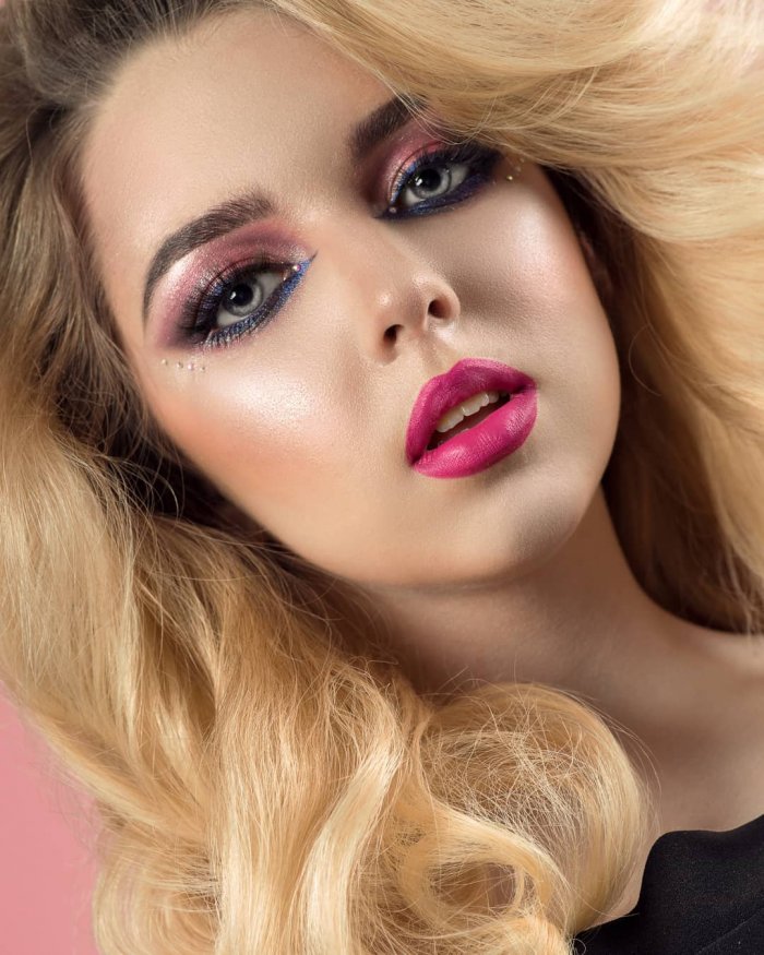 Цвет помады для блондинок