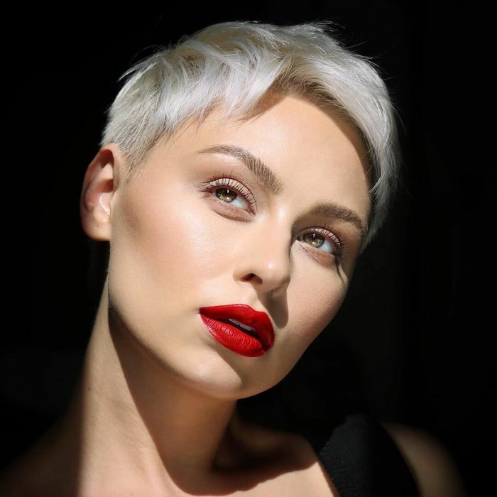 Модная помада