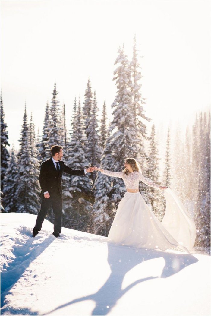 Свадебная фотосессия зимой ночью