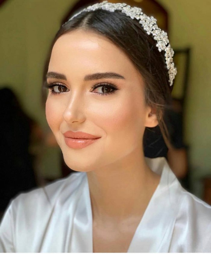 Макияж на новый год 2021 для карих глаз