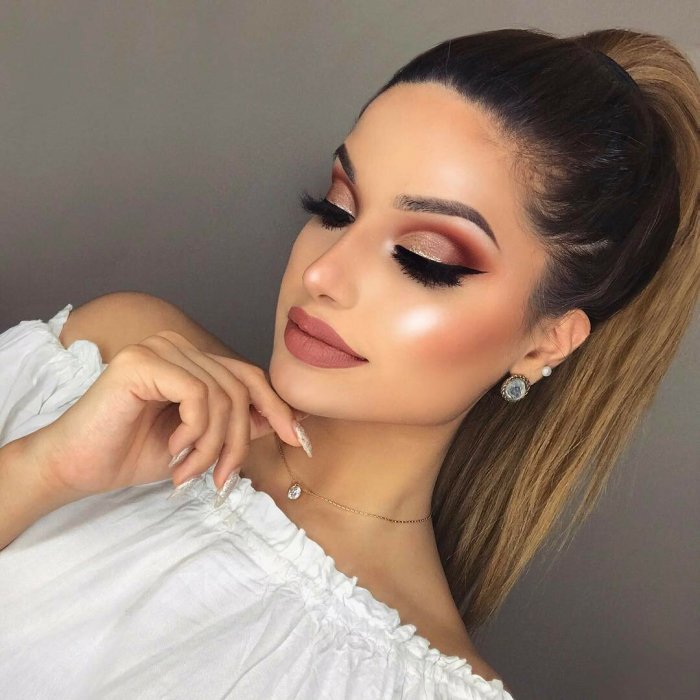 Свадебный макияж 2020 фиолетовая дымка