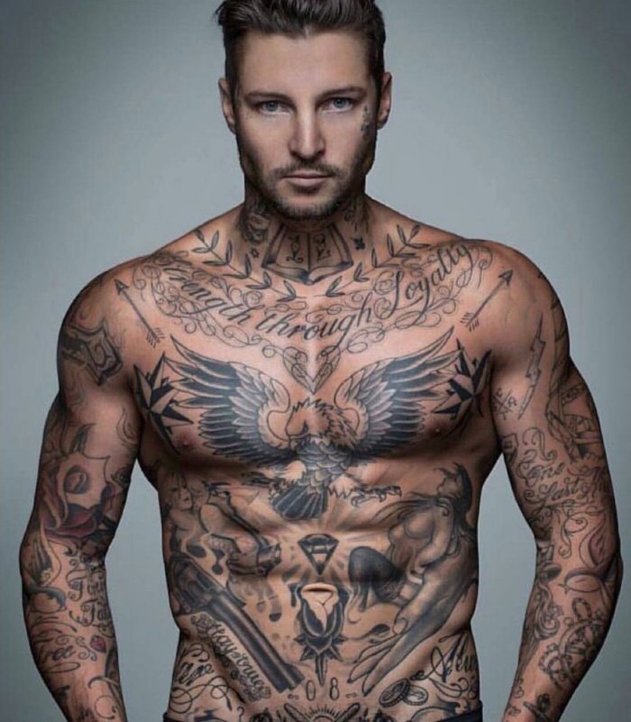 Лучшие мужские тату