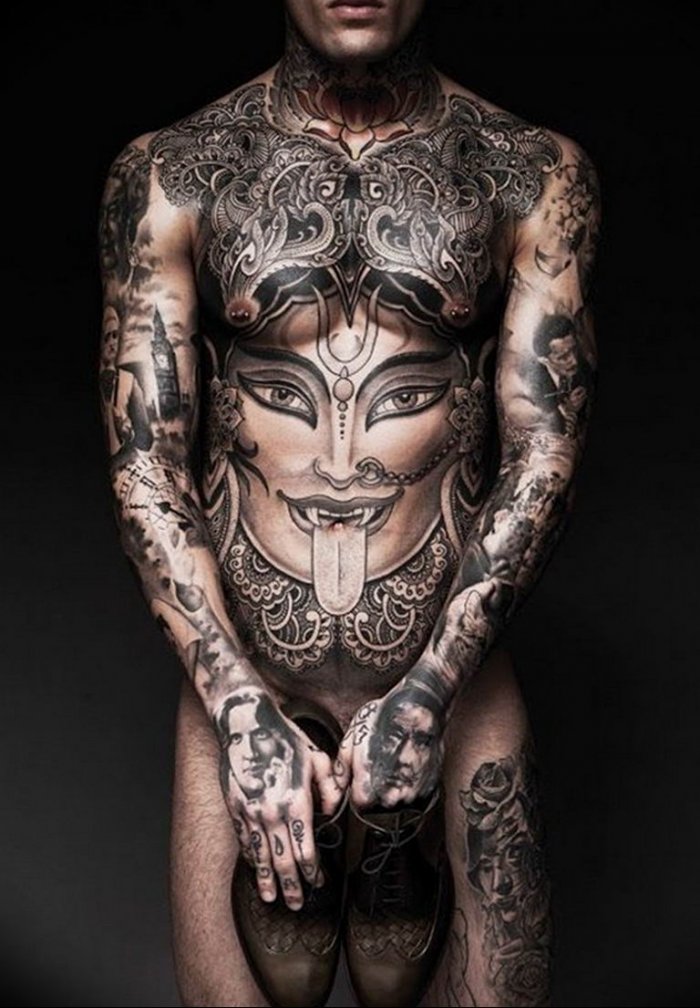 Стивен Джеймс торс