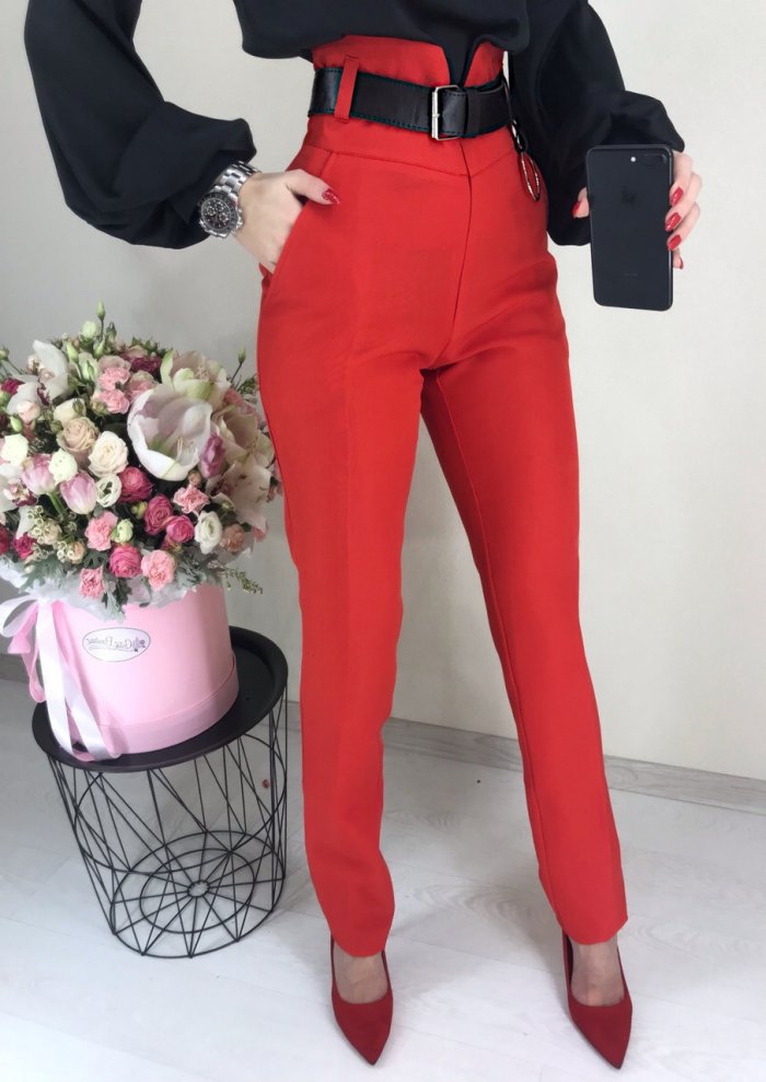 Деловые брюки женские
