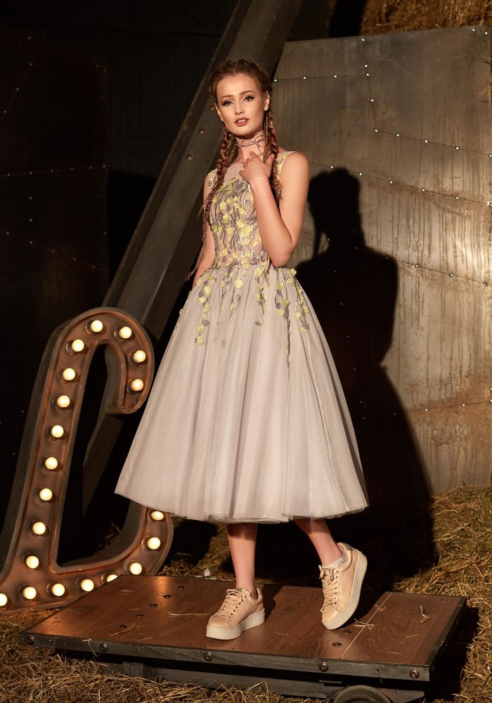 Платье на выпускной 2020 года