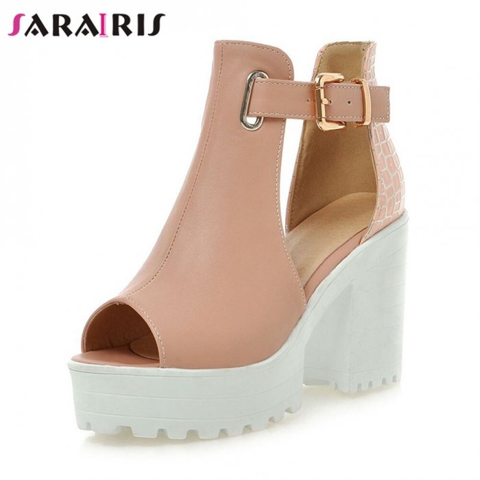 Босоножки на платформе 34 размер