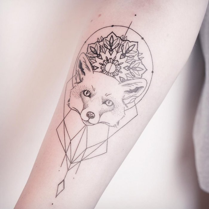 Геометрическая лиса тату эскиз