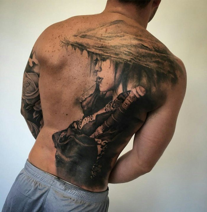 Том Харди боец