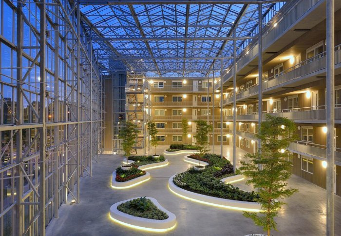 Озелененный Атриум