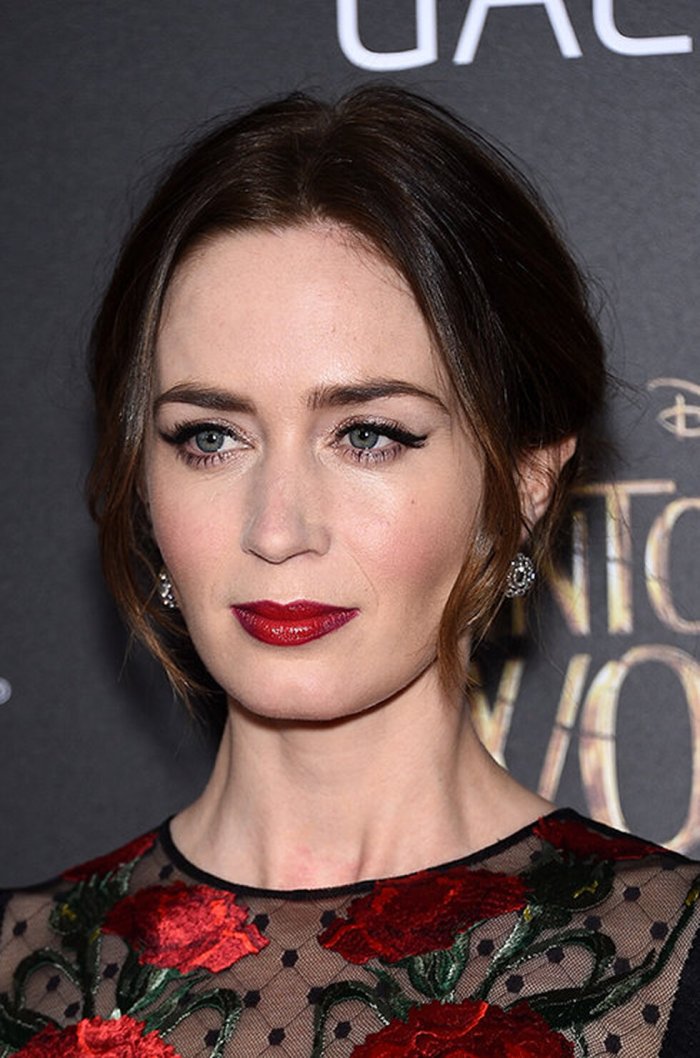 Эмили Блант портрет