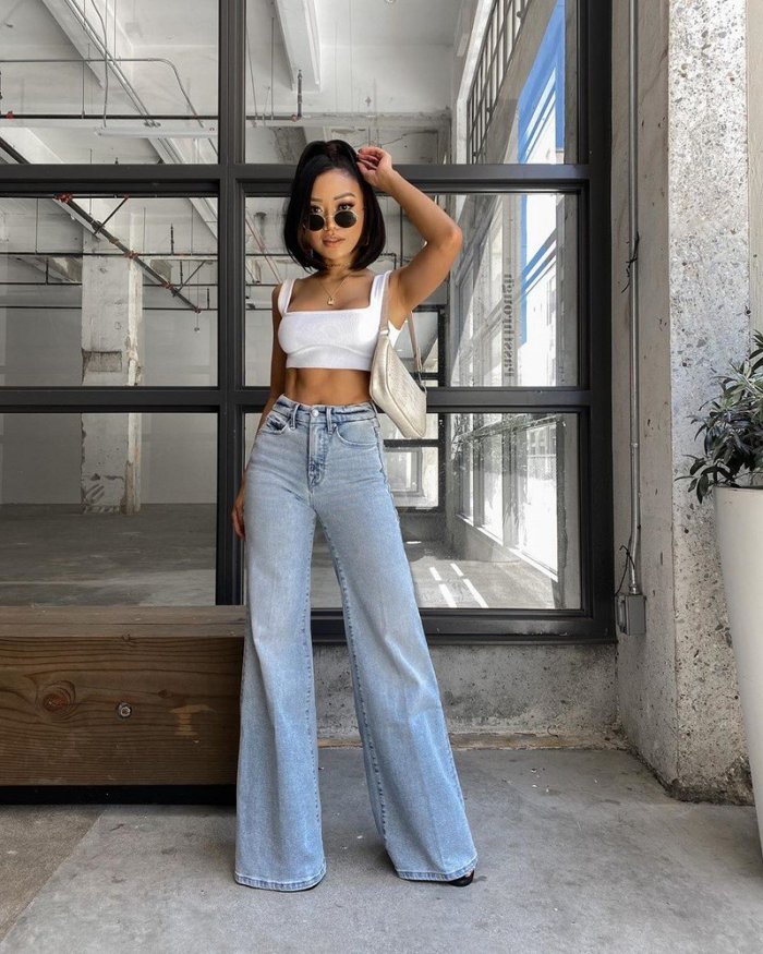 Модные широкие брюки женские