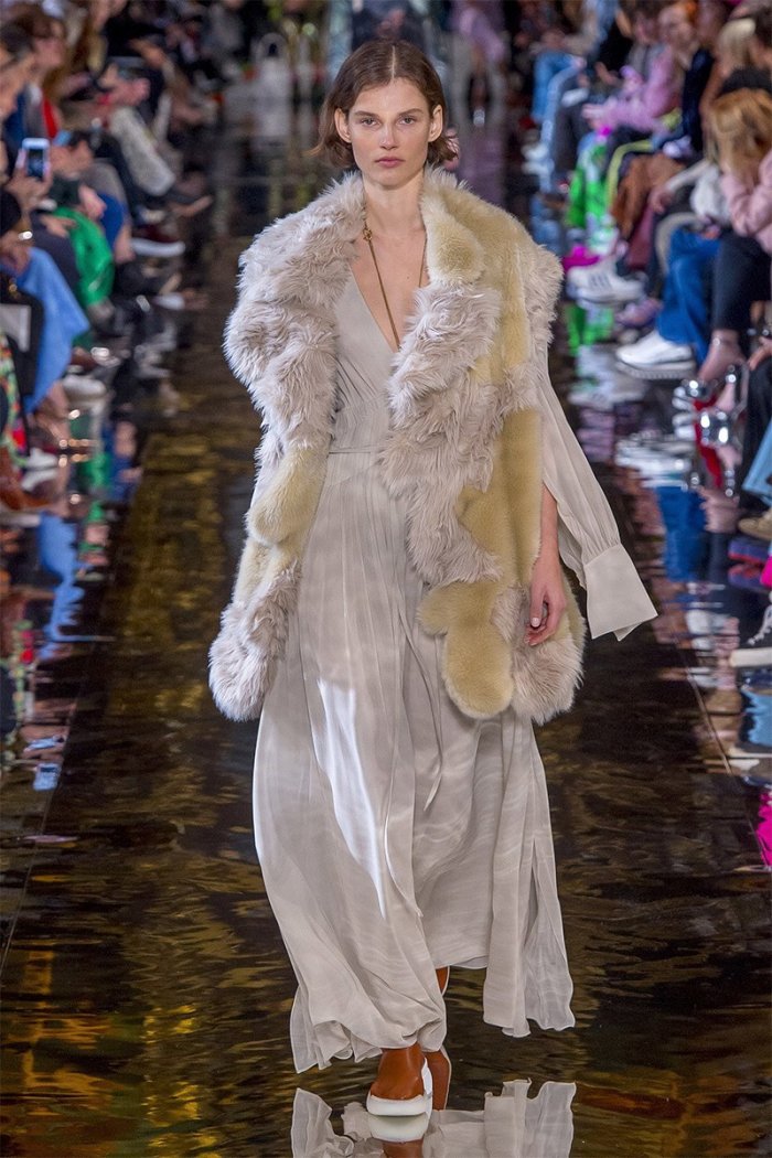 Шуба Philipp plein показ