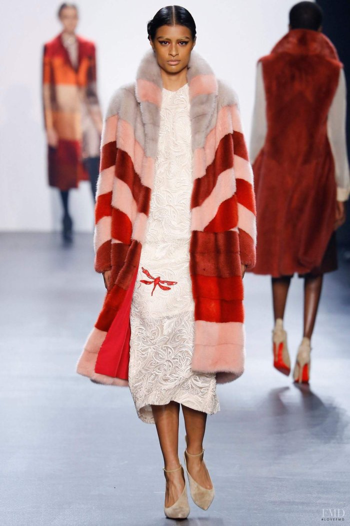 Шуба Podium норковая