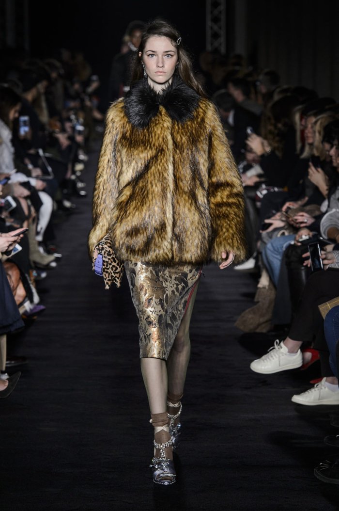 Элизабетта Франчи шуба 2017