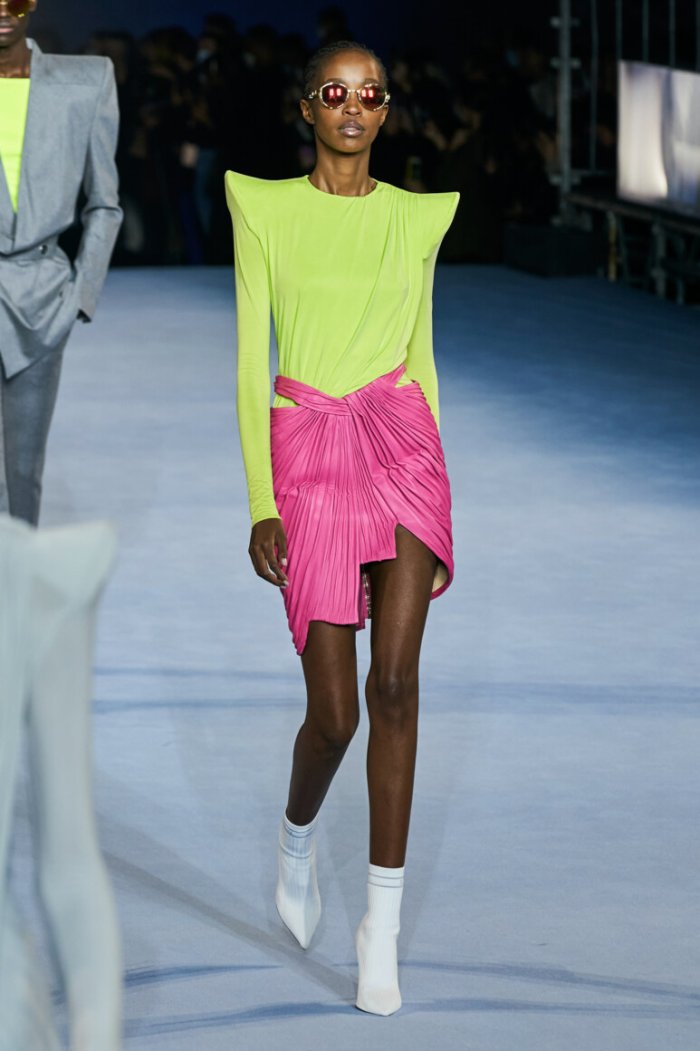 Дольче Габбана 2021