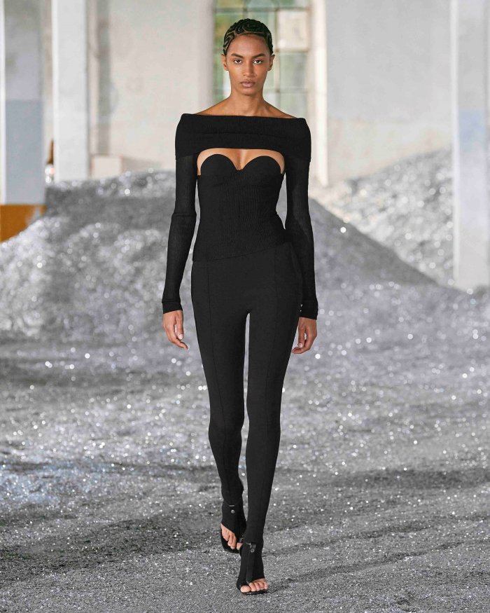 Йоджи Ямамото одежда коллекция 2021