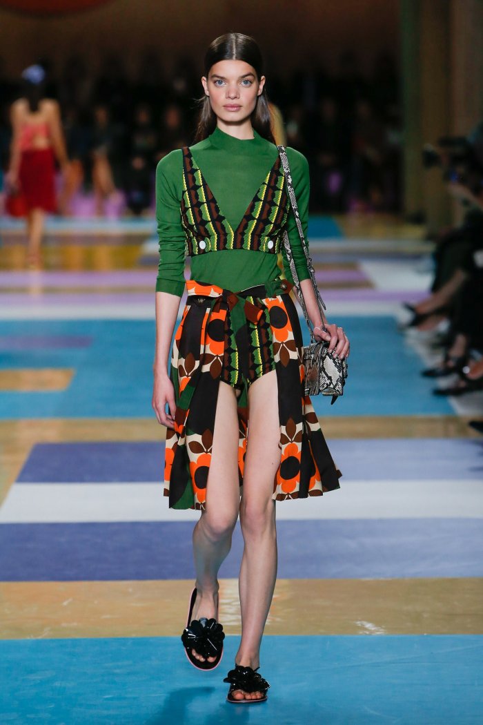 Miu Miu 2021 платье черное