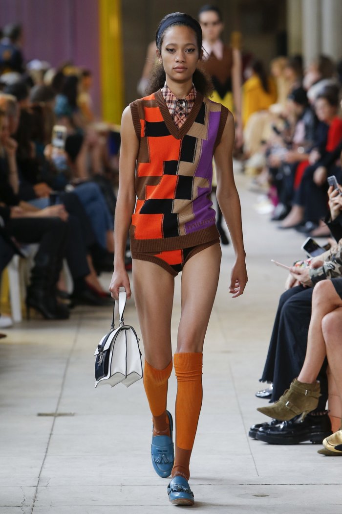 Miu Miu показ 2021