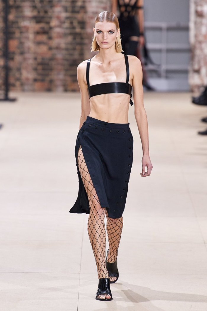 Vogue Russia defile Ann Demeulemeester